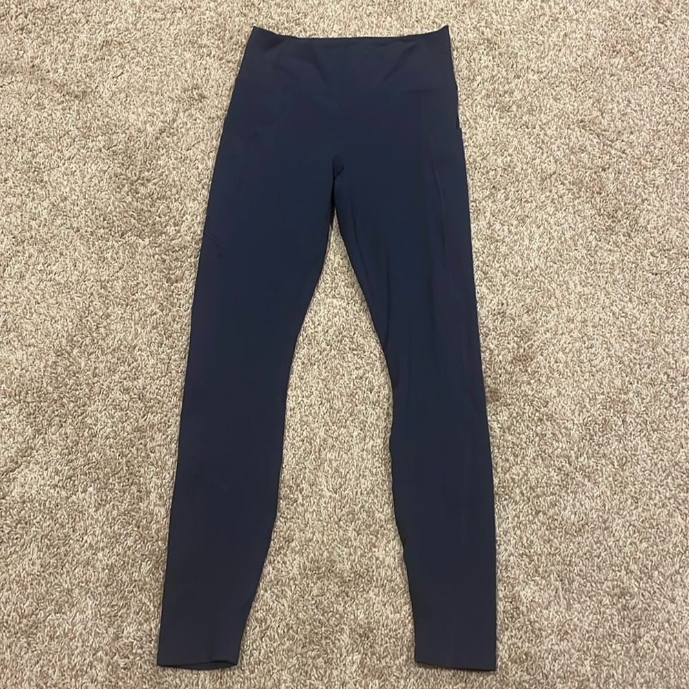 Cute Fabletics leggings WITH POCKETS